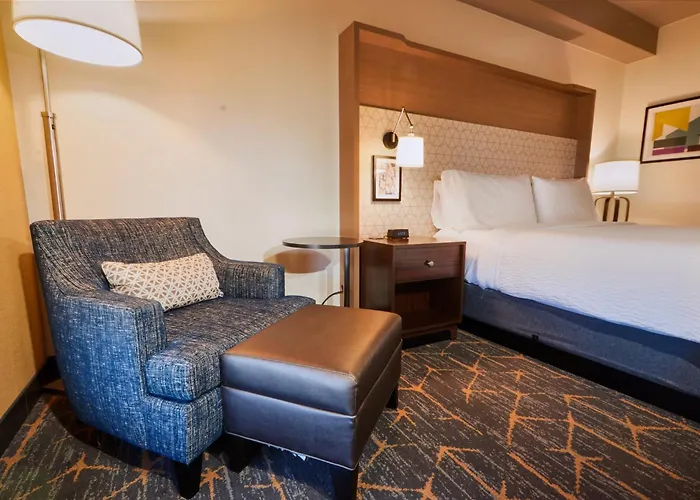 Holiday Inn & Suites Oakland - Airport By Ihg